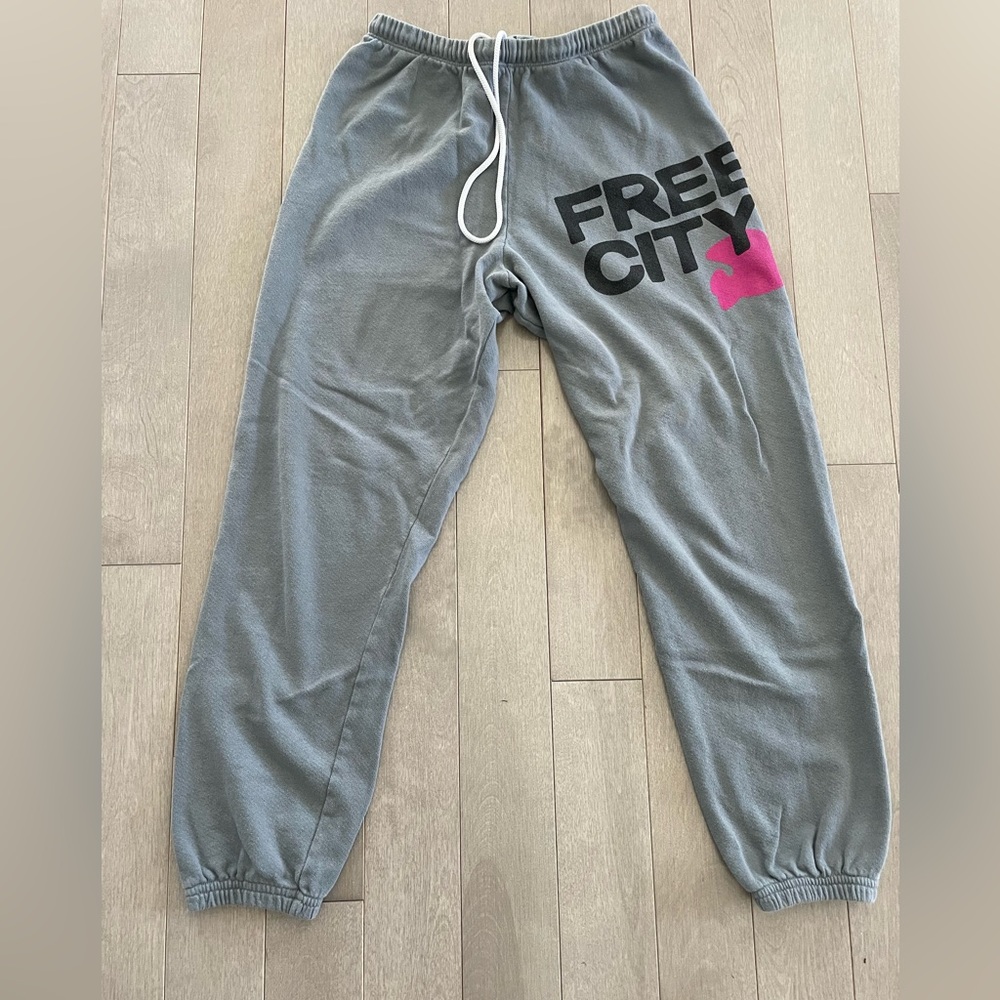 Free City Sweatpants